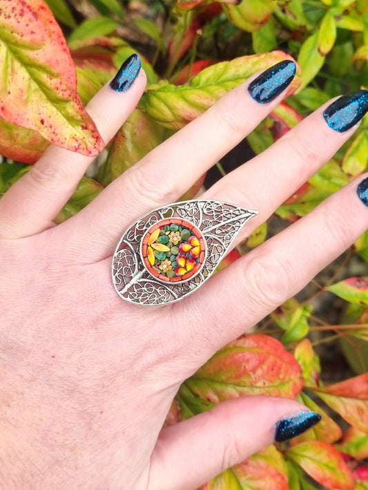 Filigree Leaf Mosaic Ring